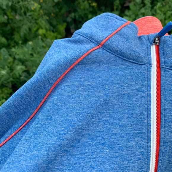 Canadian Rockies Workout Men’s Pullover ✨✨ - Picture 5 of 6